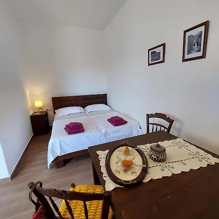 Gorani Guest house *
