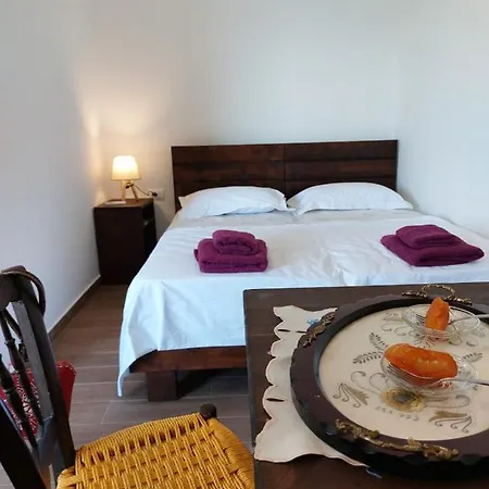 Gorani Guest house *